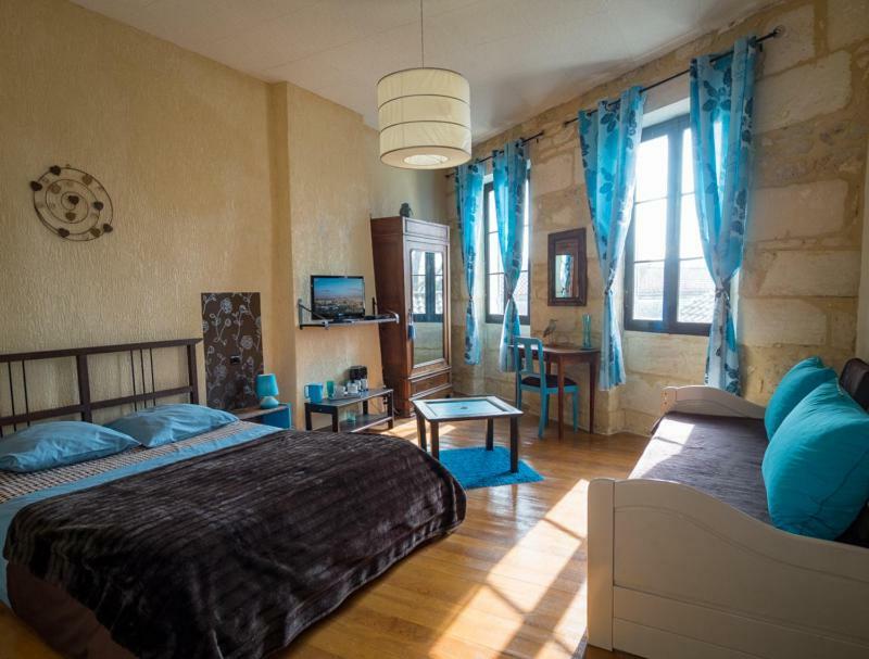 Le Logis Du Medoc Hotel Saint-Yzans-de-Médoc Eksteriør billede